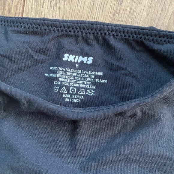 NWOT SKIMS FITS EVERYBODY HIGH NECK BODYSUIT M Black - Picture 6 of 6